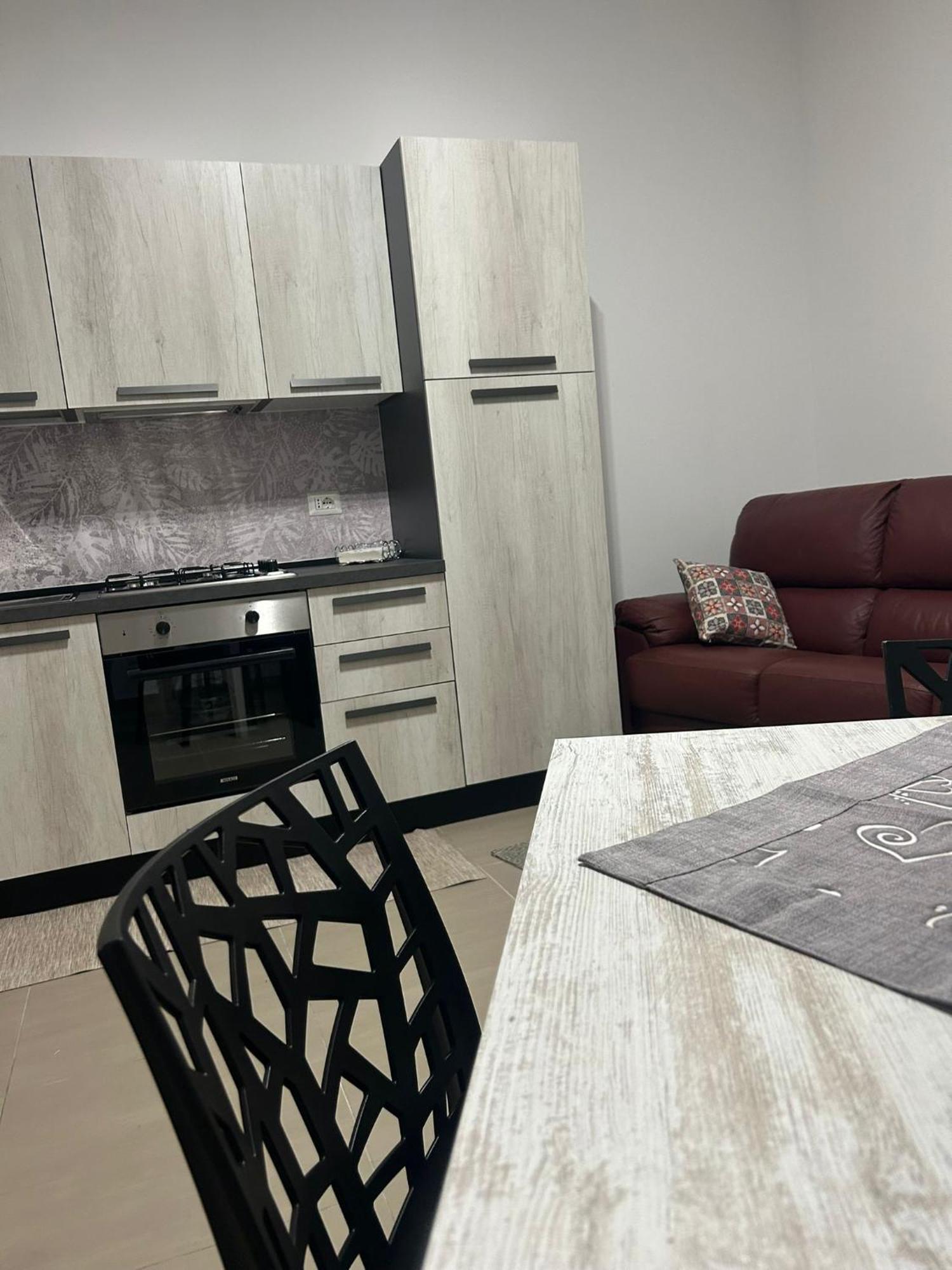 Homeshop Agira Luaran gambar